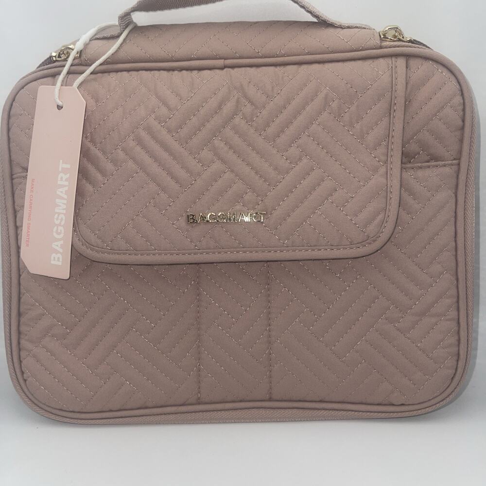 BAGSMART Travel Toiletry Bag – Hanging Makeup Cosmetic Organizer, Quilted Pink